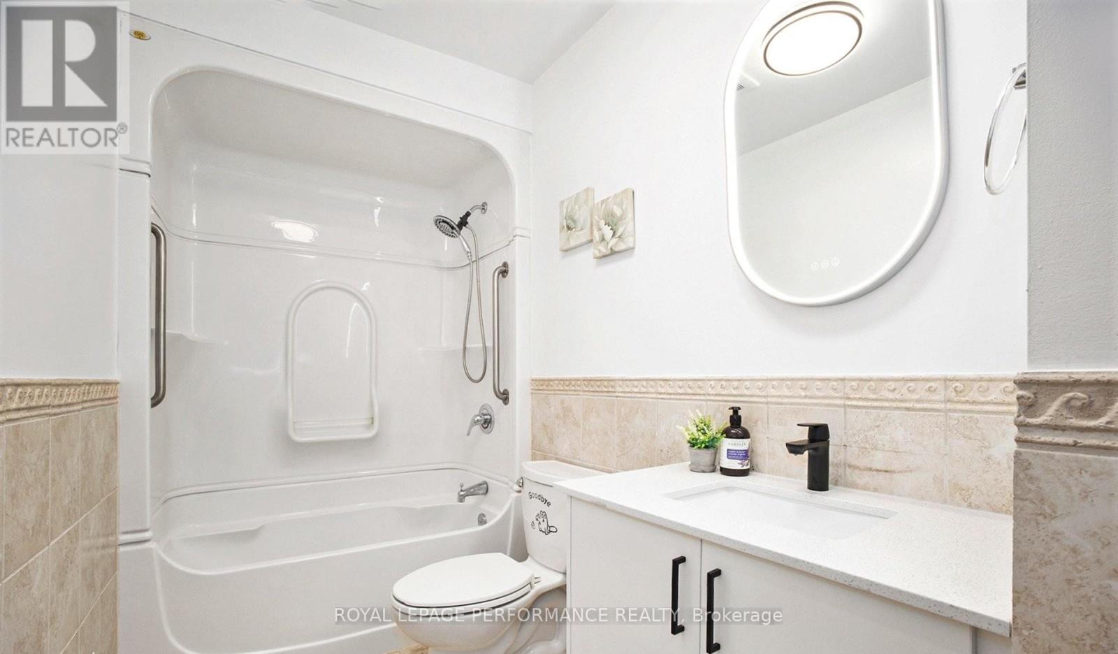 33 Majestic Drive, Ottawa, Ontario  K2G 1C6 - Photo 16 - X12776638