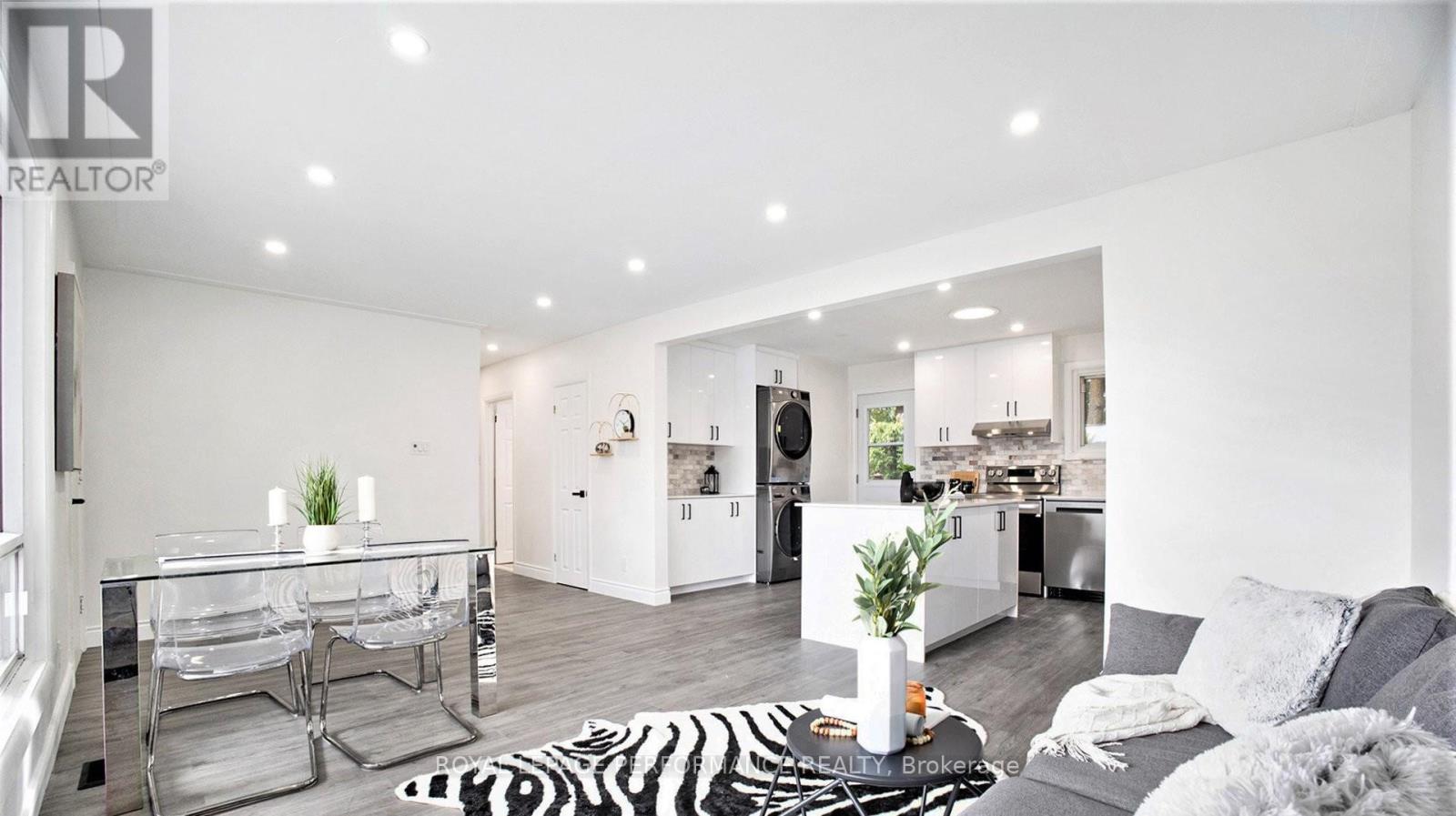 33 Majestic Drive, Ottawa, Ontario  K2G 1C6 - Photo 5 - X12776638