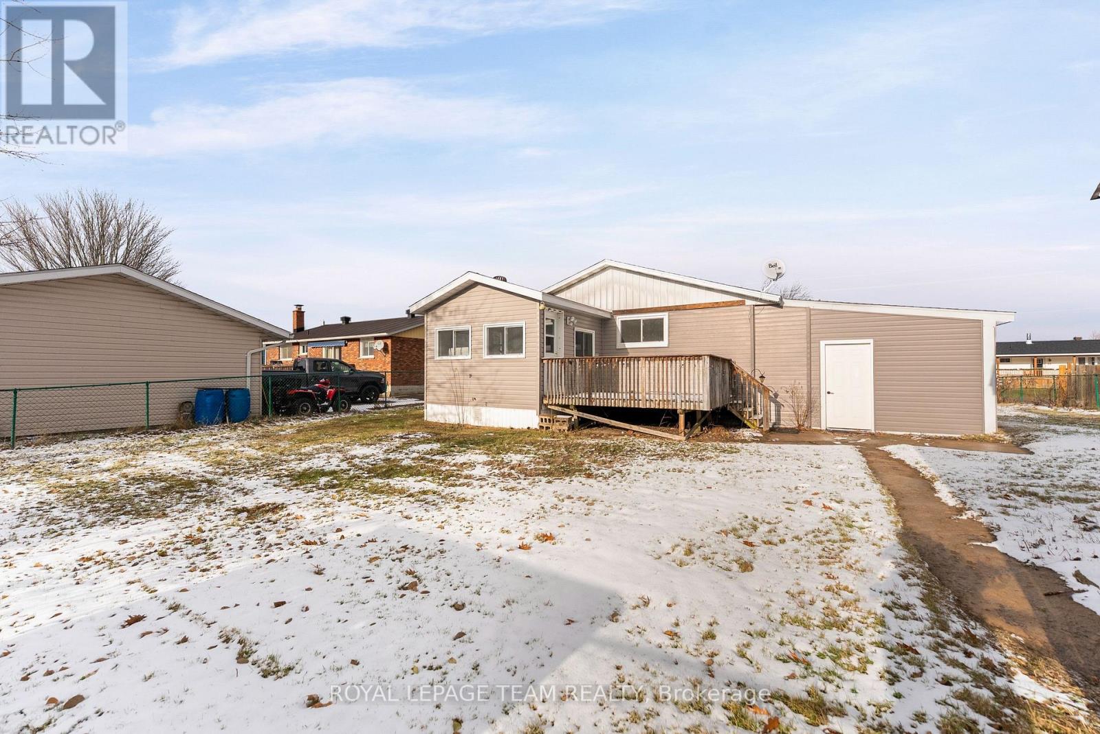 61 Herman Street, Petawawa, Ontario  K8H 3B2 - Photo 19 - X12776670