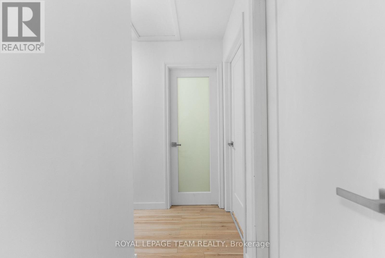 61 Herman Street, Petawawa, Ontario  K8H 3B2 - Photo 9 - X12776670