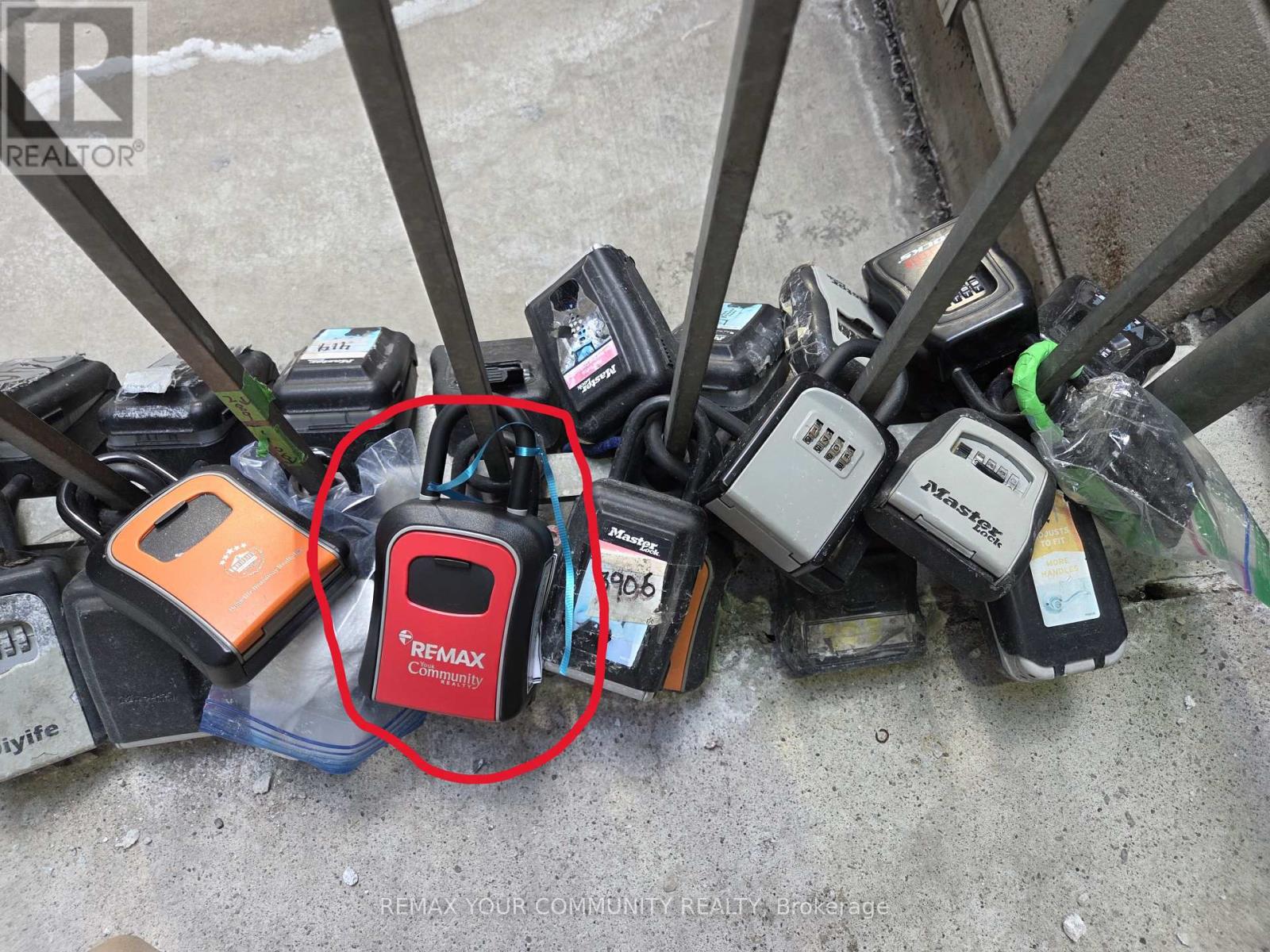 1602 - 199 Richmond Street W, Toronto, Ontario  M5V 0H4 - Photo 13 - C12775450