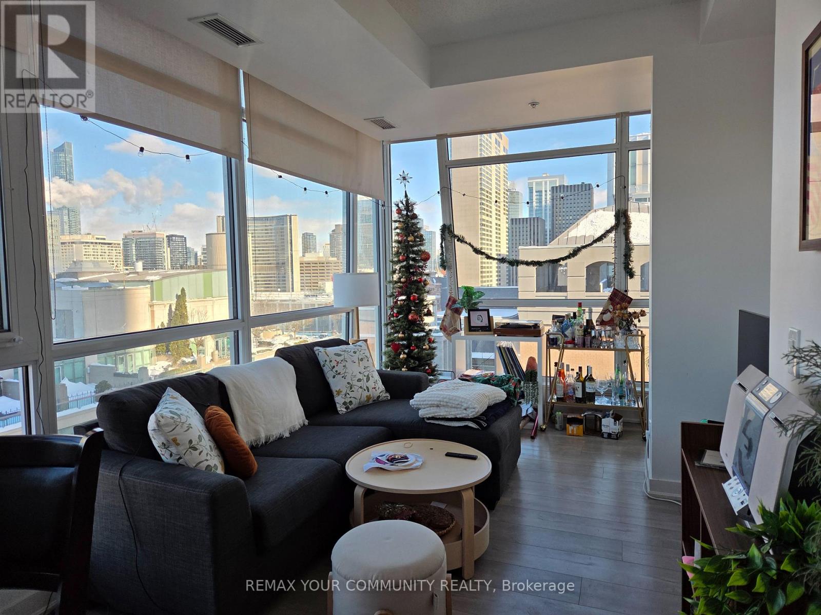 1602 - 199 Richmond Street W, Toronto, Ontario  M5V 0H4 - Photo 18 - C12775450