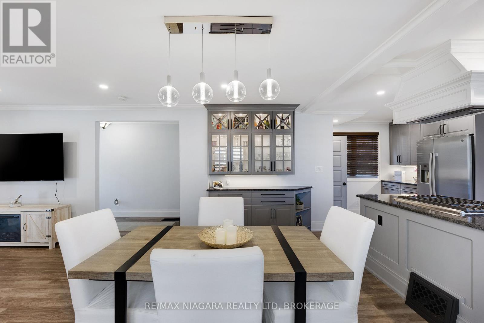 35 Lowell Avenue, St. Catharines, Ontario  L2R 2C9 - Photo 14 - X12776612