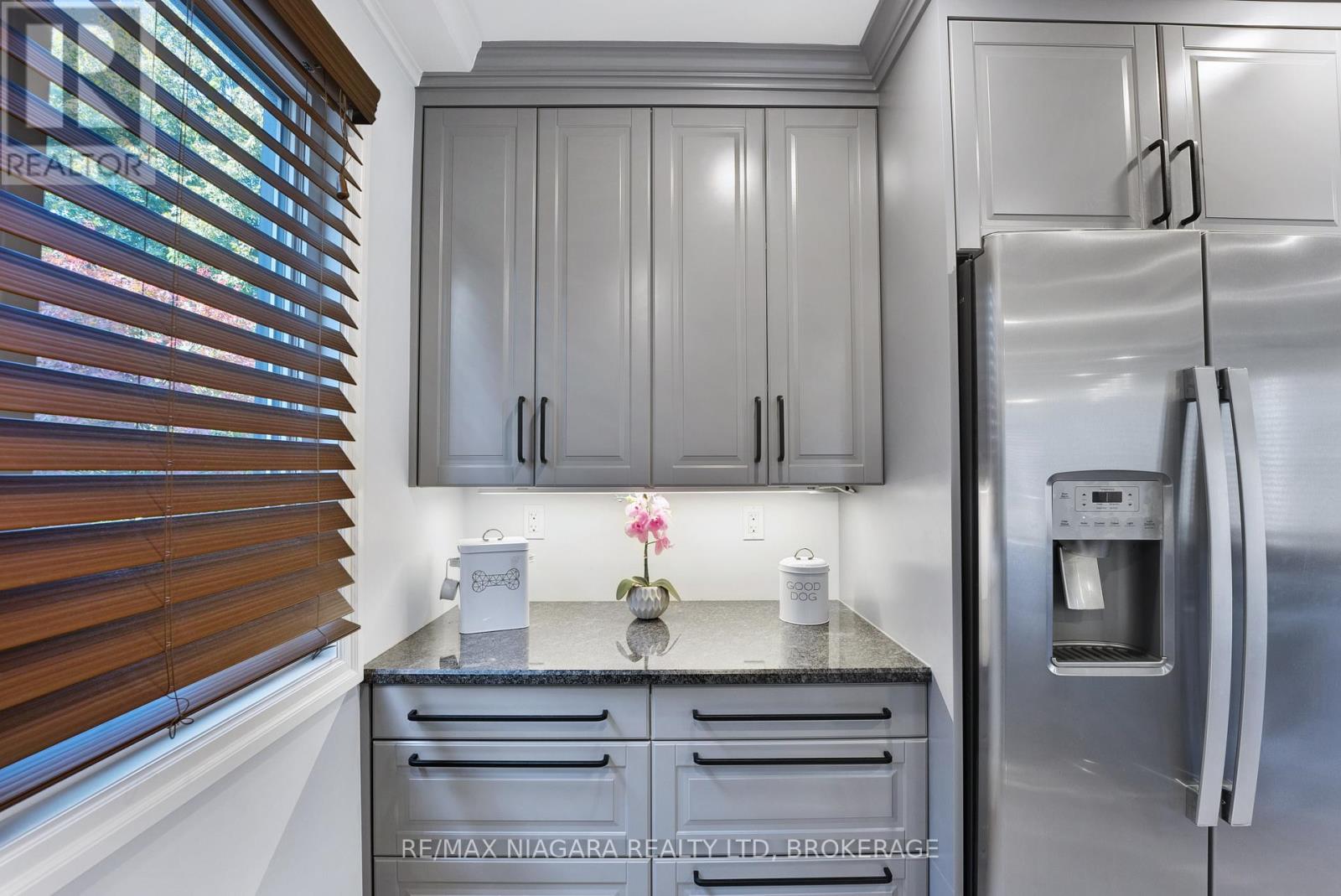 35 Lowell Avenue, St. Catharines, Ontario  L2R 2C9 - Photo 21 - X12776612