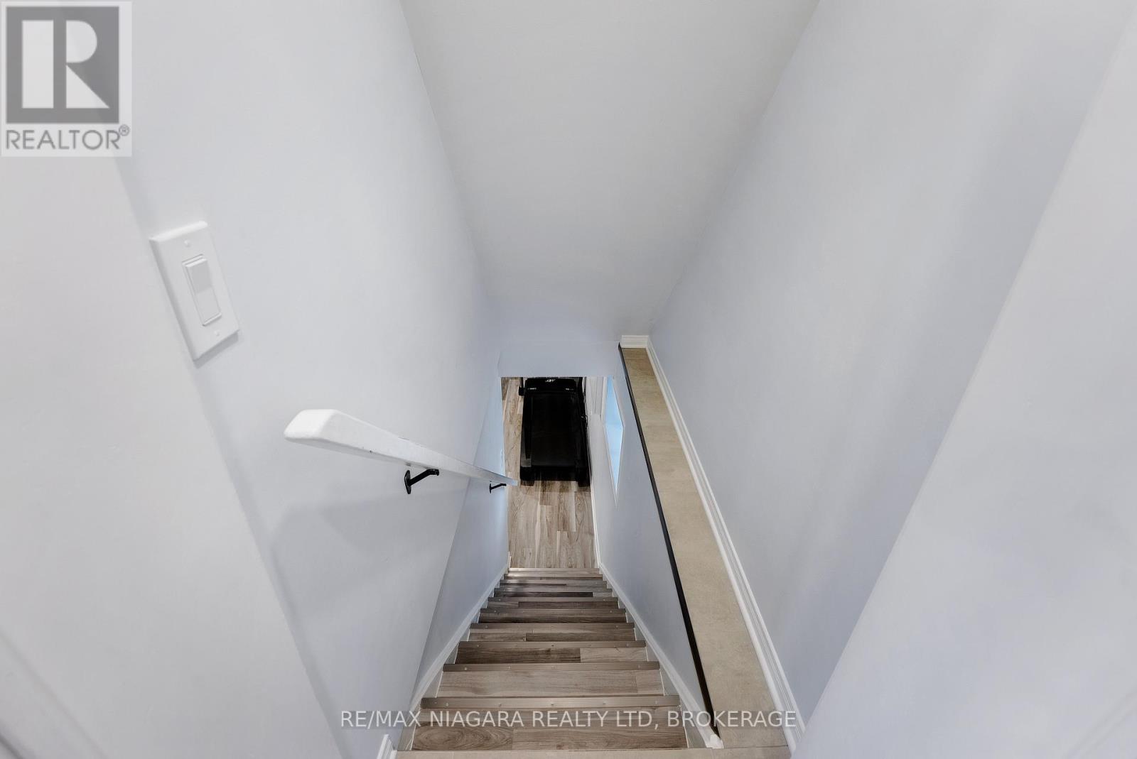 35 Lowell Avenue, St. Catharines, Ontario  L2R 2C9 - Photo 35 - X12776612