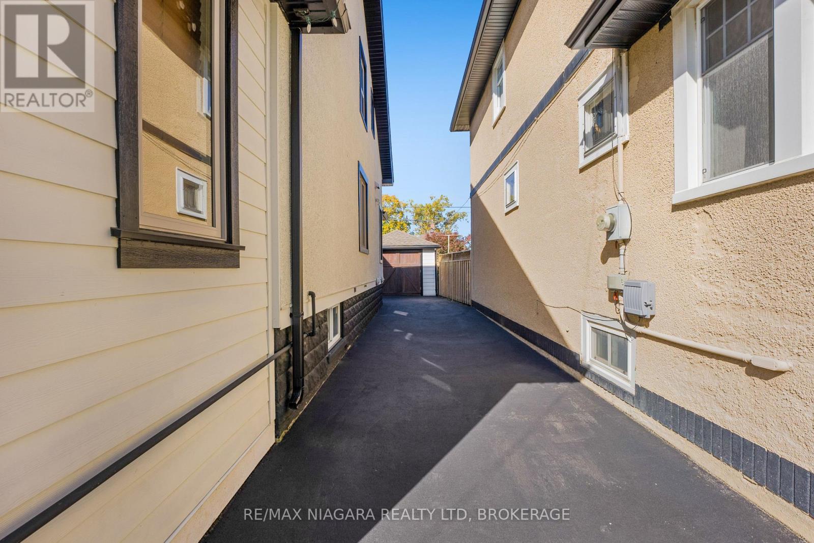 35 Lowell Avenue, St. Catharines, Ontario  L2R 2C9 - Photo 44 - X12776612