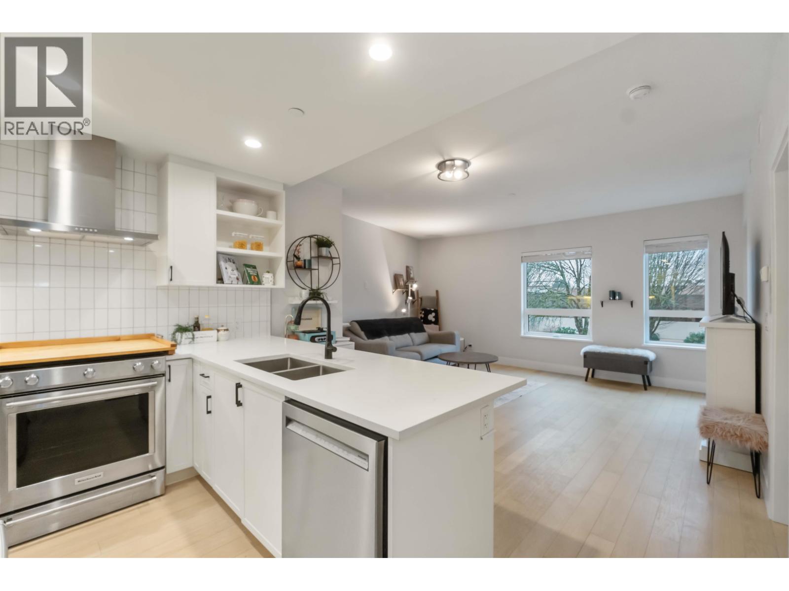 201 22226 Brown Avenue, Maple Ridge, British Columbia  V2X 4R2 - Photo 11 - R3088468