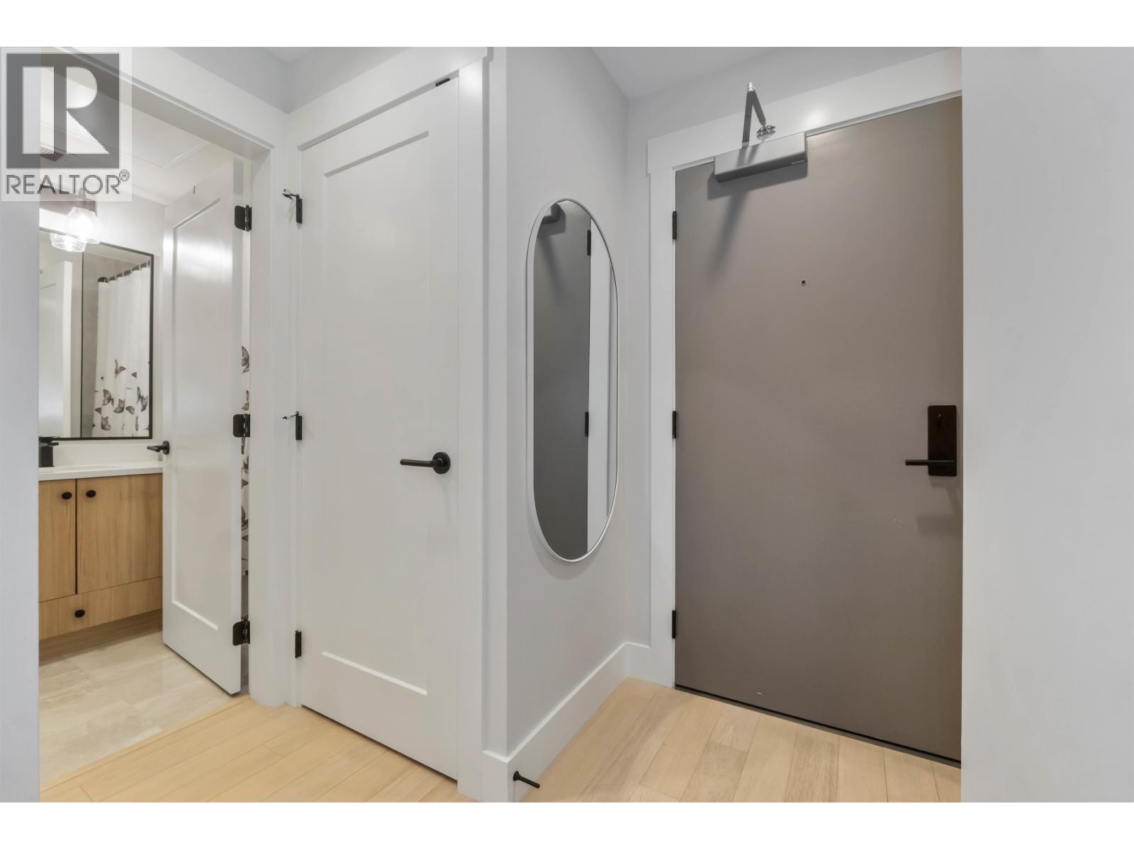 201 22226 Brown Avenue, Maple Ridge, British Columbia  V2X 4R2 - Photo 4 - R3088468