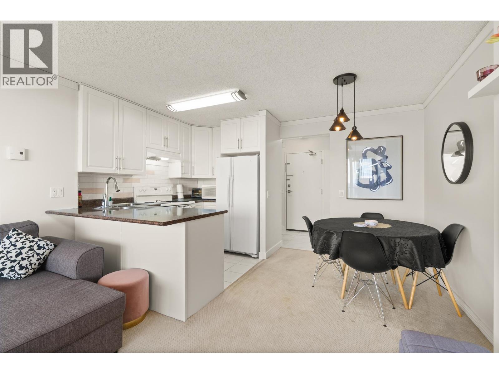 903 3980 Carrigan Court, Burnaby, British Columbia  V3N 4S6 - Photo 9 - R3088511