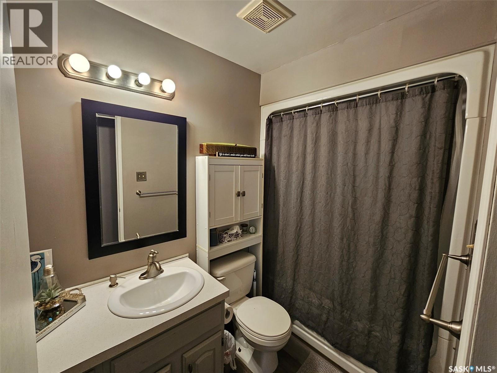 35 Mountain Drive, Carlyle, Saskatchewan  S0C 0R0 - Photo 17 - SK027956