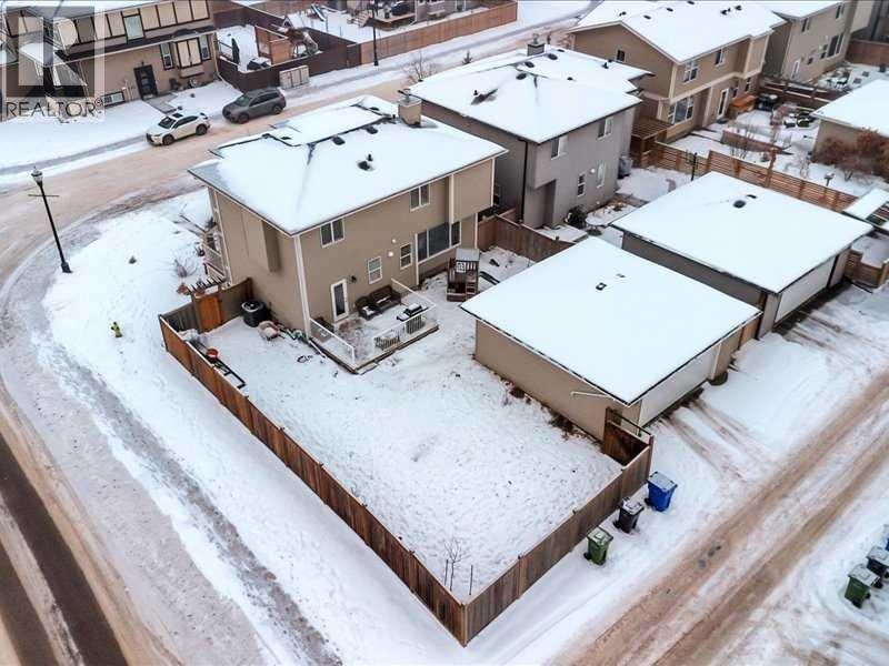 201 Rainbow Falls Glen, Chestermere, Alberta  T1X 0S6 - Photo 11 - A2274370