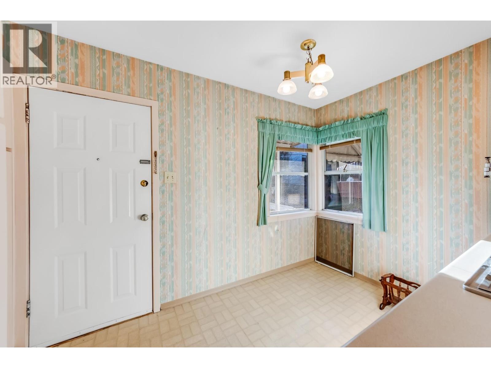 2804 Euclid Avenue, Vancouver, British Columbia  V5R 5C1 - Photo 10 - R3088515