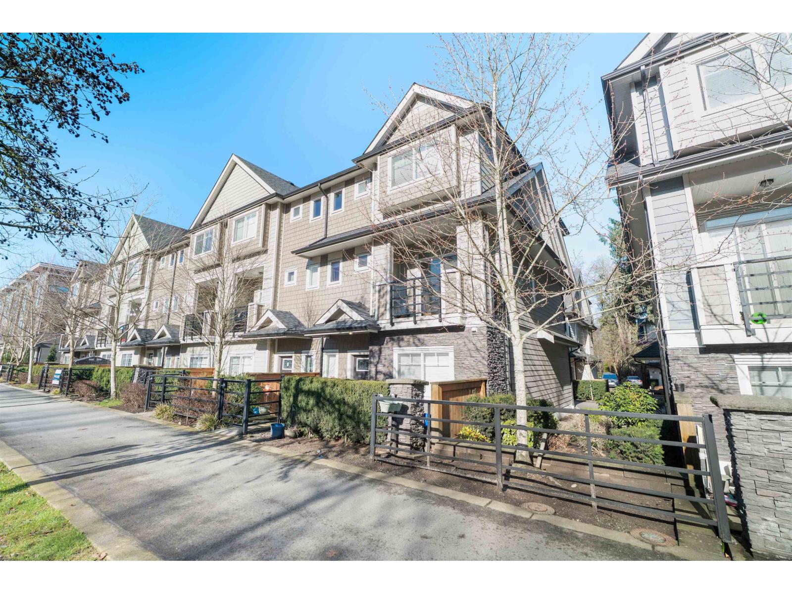 6 14285 64 Avenue, Surrey, British Columbia  V3W 1Z2 - Photo 3 - R3088034