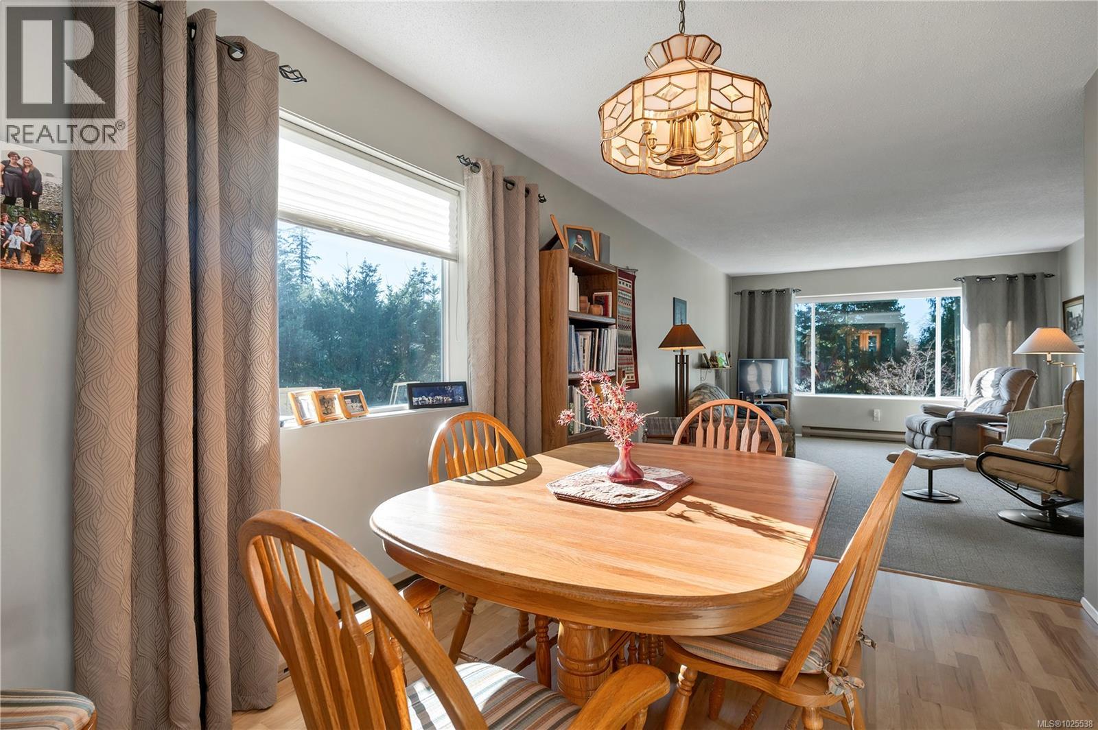 698 Plaza Rd, Quadra Island, British Columbia  V0P 1N0 - Photo 12 - 1025538