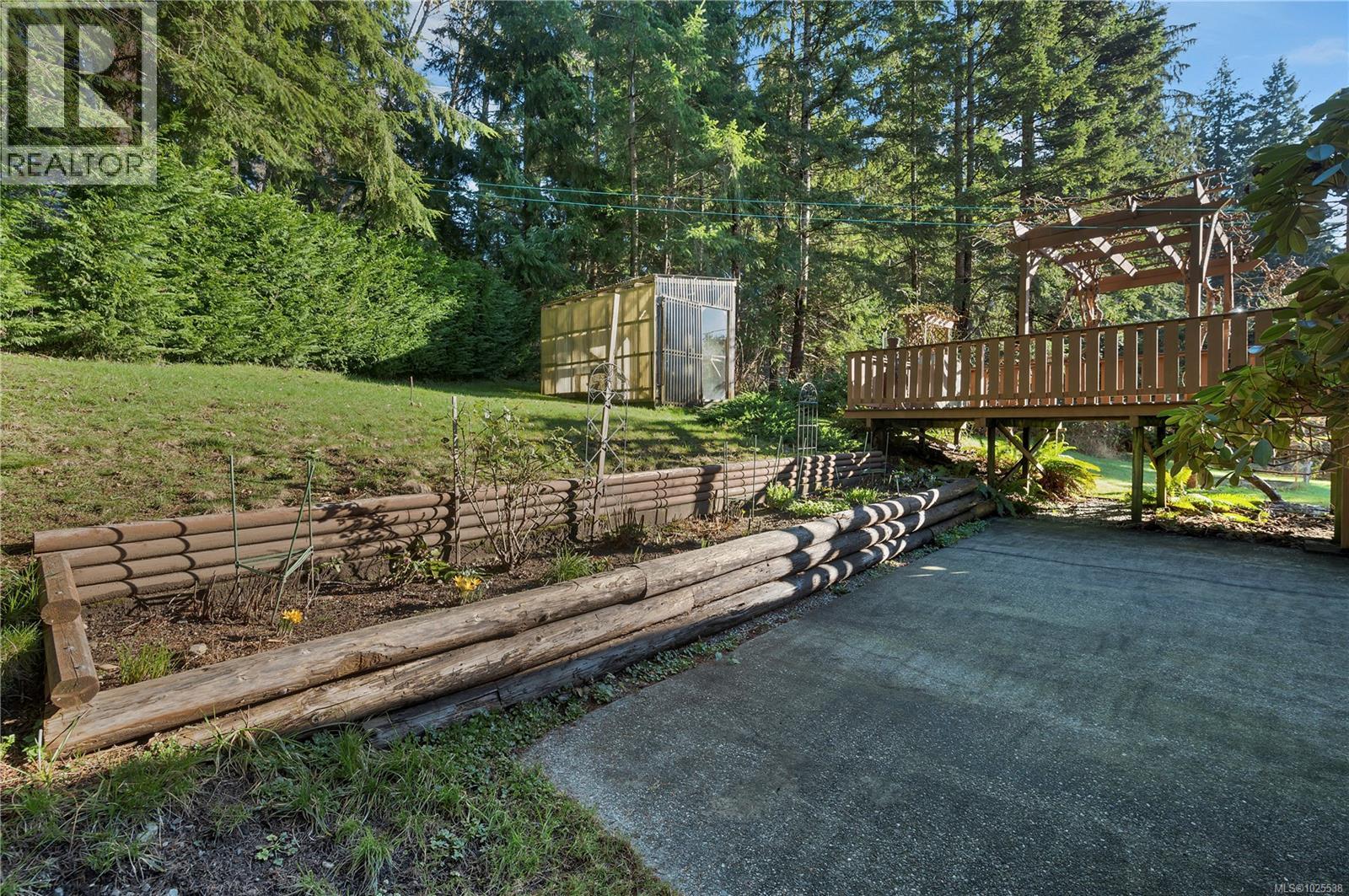 698 Plaza Rd, Quadra Island, British Columbia  V0P 1N0 - Photo 44 - 1025538