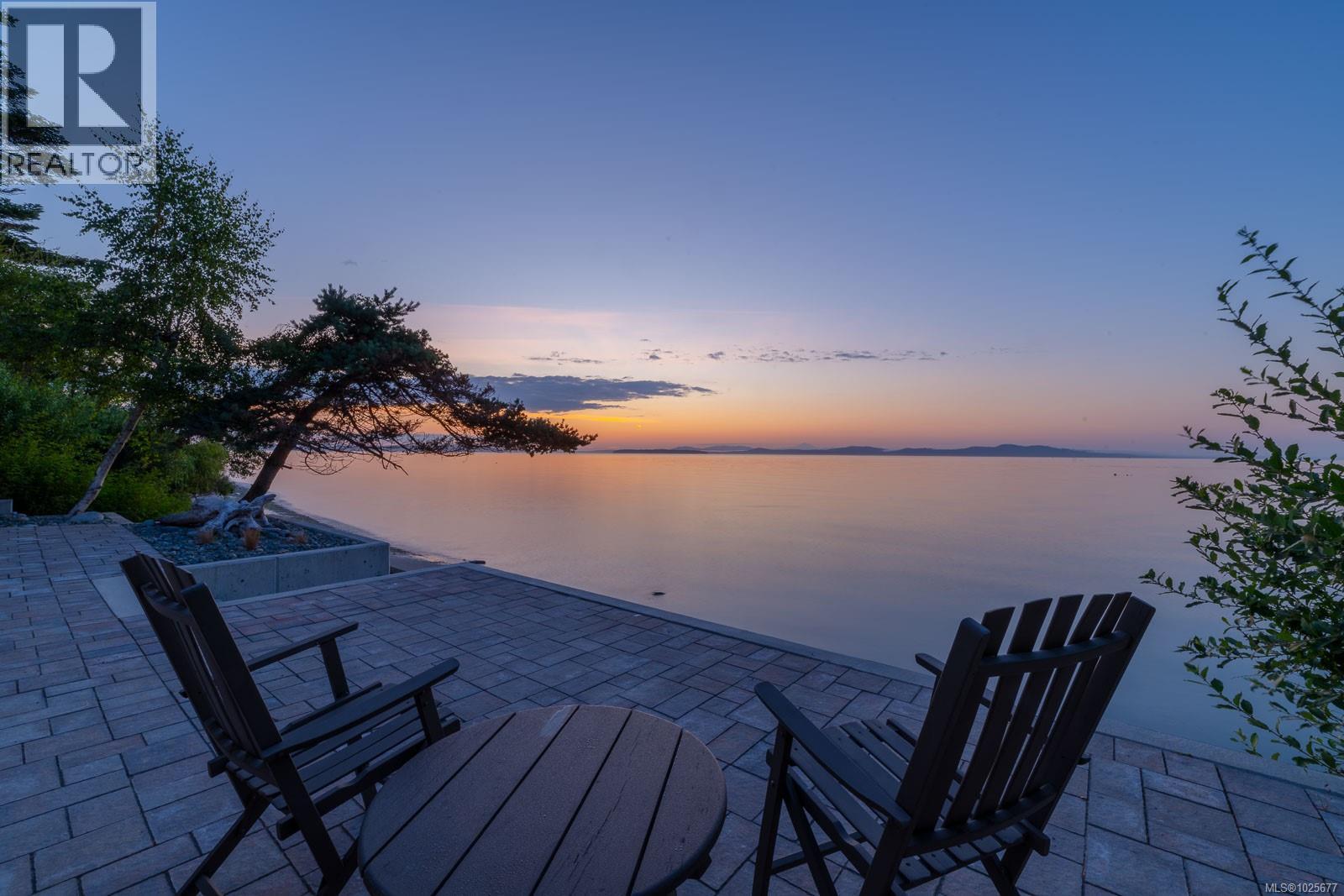 5411 Parker Ave, Saanich, British Columbia  V8Y 2N2 - Photo 16 - 1025677