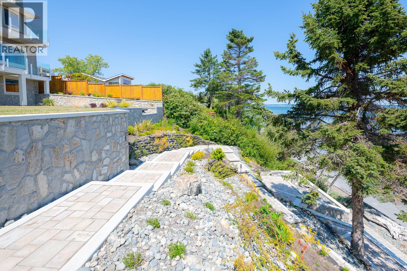 5411 Parker Ave, Saanich, British Columbia  V8Y 2N2 - Photo 48 - 1025677