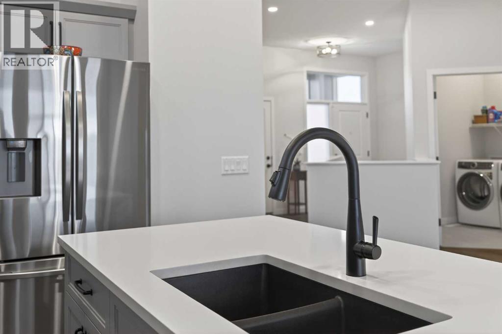 125 Amery Crescent, Crossfield, Alberta  T0M 0S0 - Photo 12 - A2283601