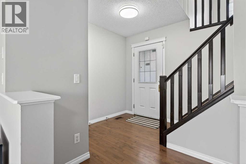 23 Taralake Lane Ne, Calgary, Alberta  T3J 0E7 - Photo 4 - A2284699