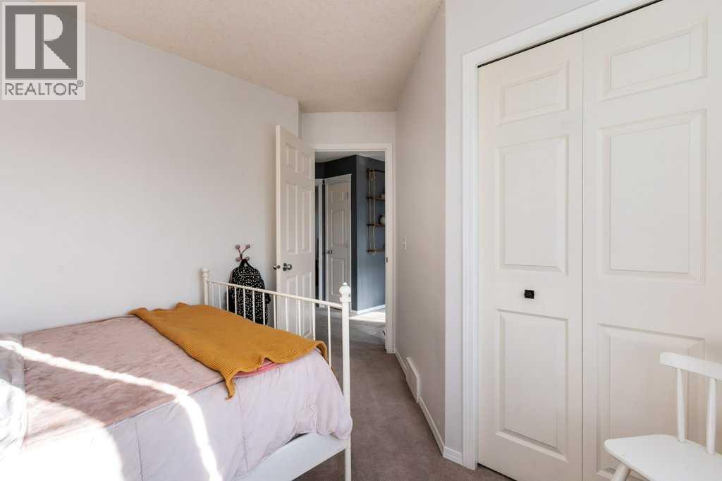 28 Everstone Way Sw, Calgary, Alberta  T2Y 4E4 - Photo 25 - A2284656