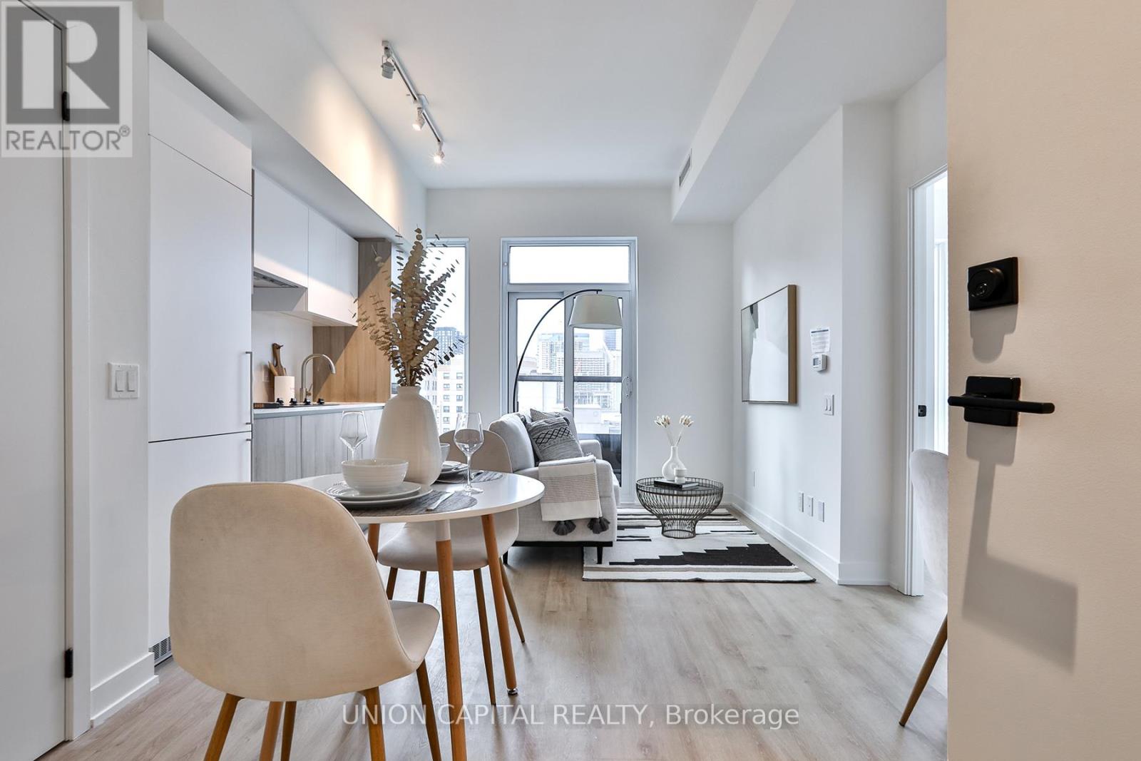 1005 - 319 JARVIS STREET, Toronto, Ontario