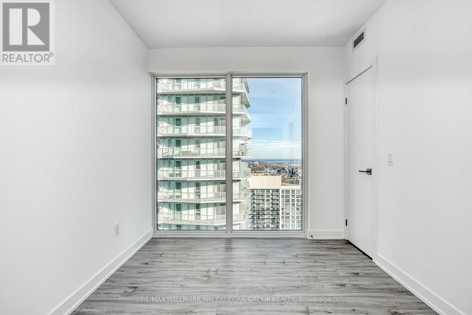 4811 - 252 Church Street, Toronto, Ontario  M5B 1Z2 - Photo 10 - C12776606