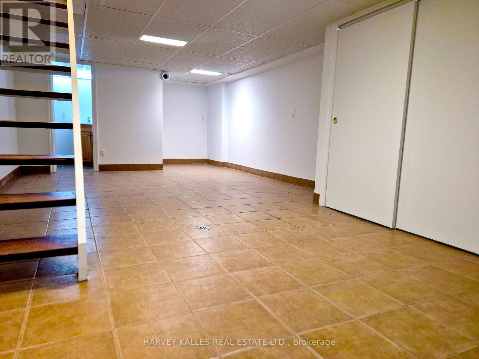 Main - 974 Bathurst Street, Toronto, Ontario  M5R 3G6 - Photo 10 - C12776630