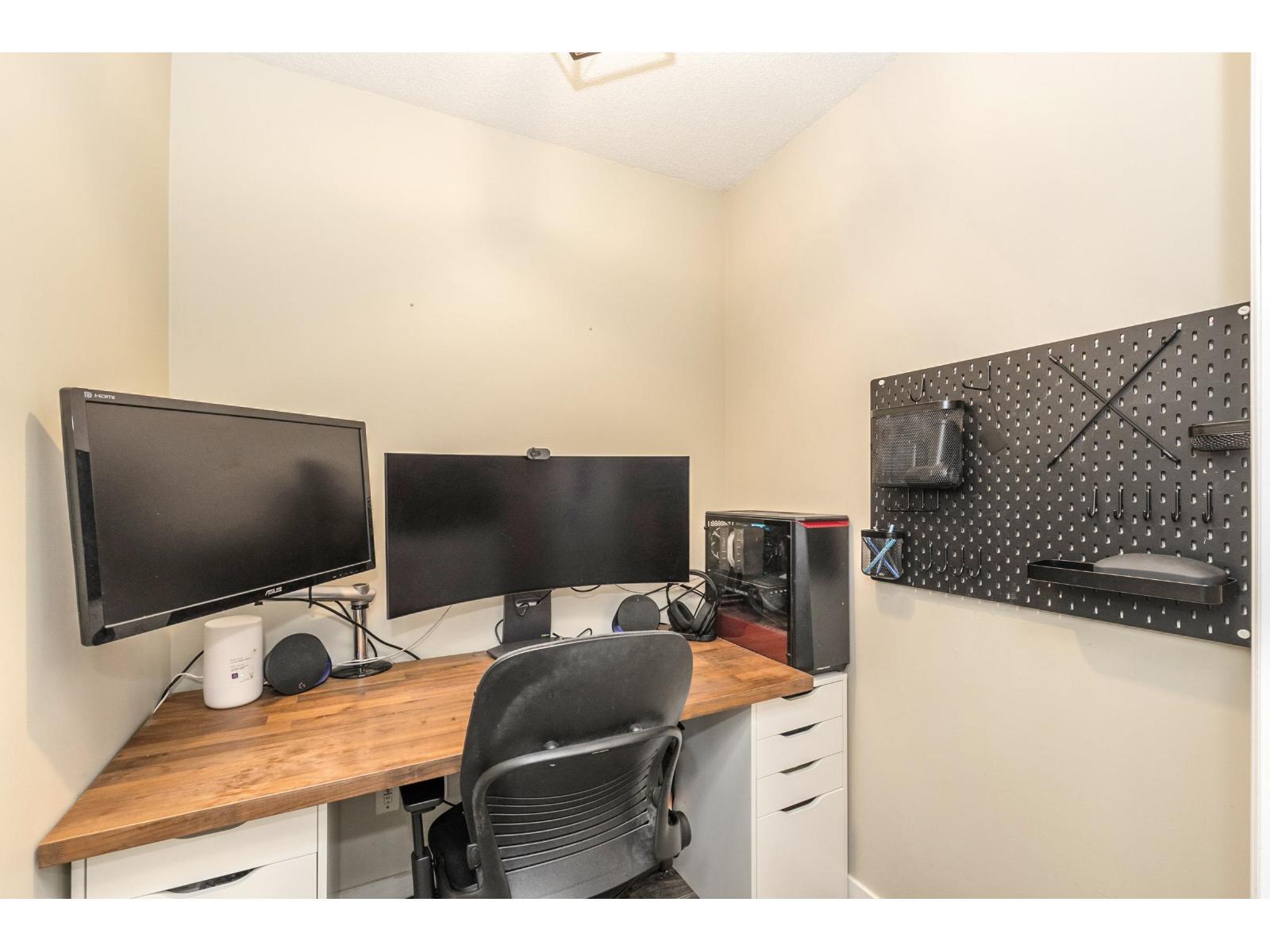 304 6336 197 Street, Langley, British Columbia  V2Y 2T7 - Photo 14 - R3088057