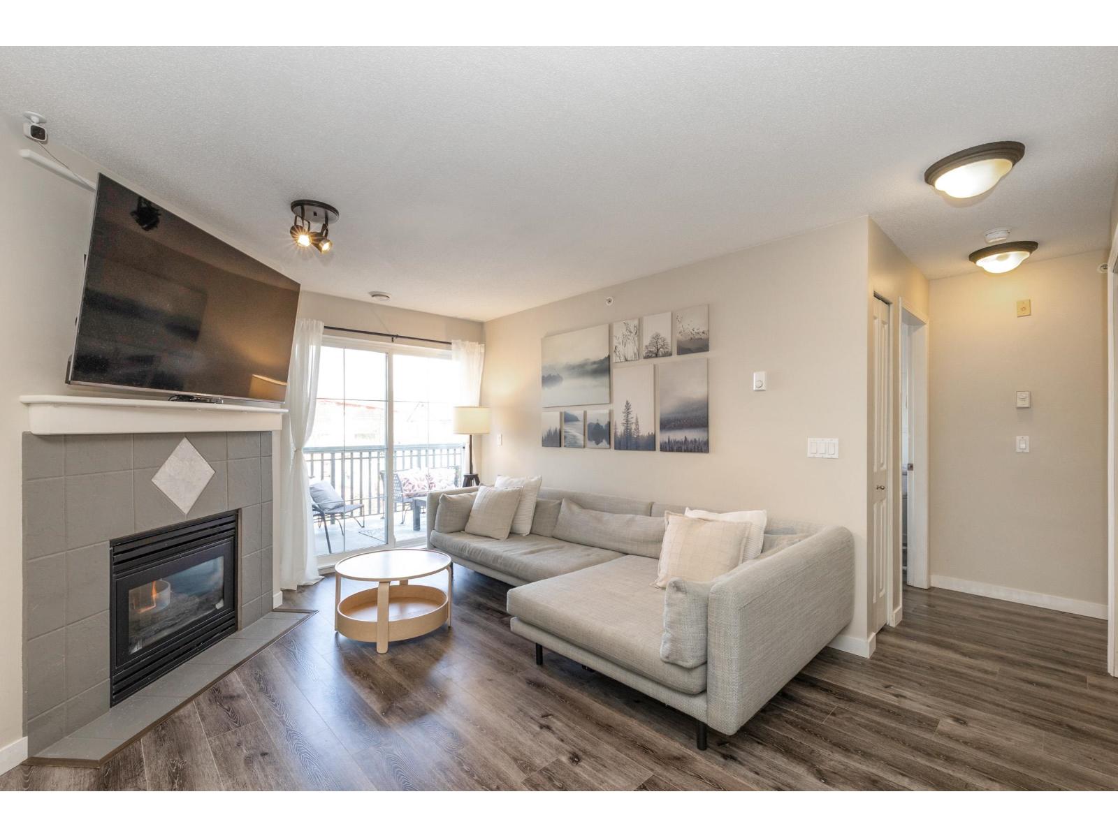 304 6336 197 Street, Langley, British Columbia  V2Y 2T7 - Photo 3 - R3088057