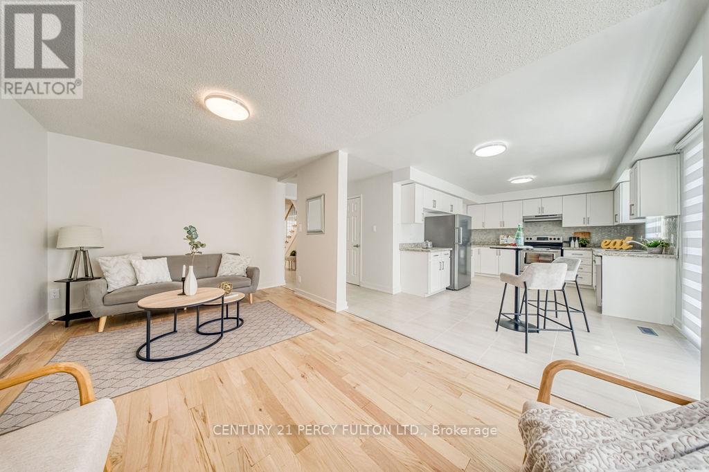 2 Littleborough Court, Toronto, Ontario  M1C 4S6 - Photo 10 - E12776632