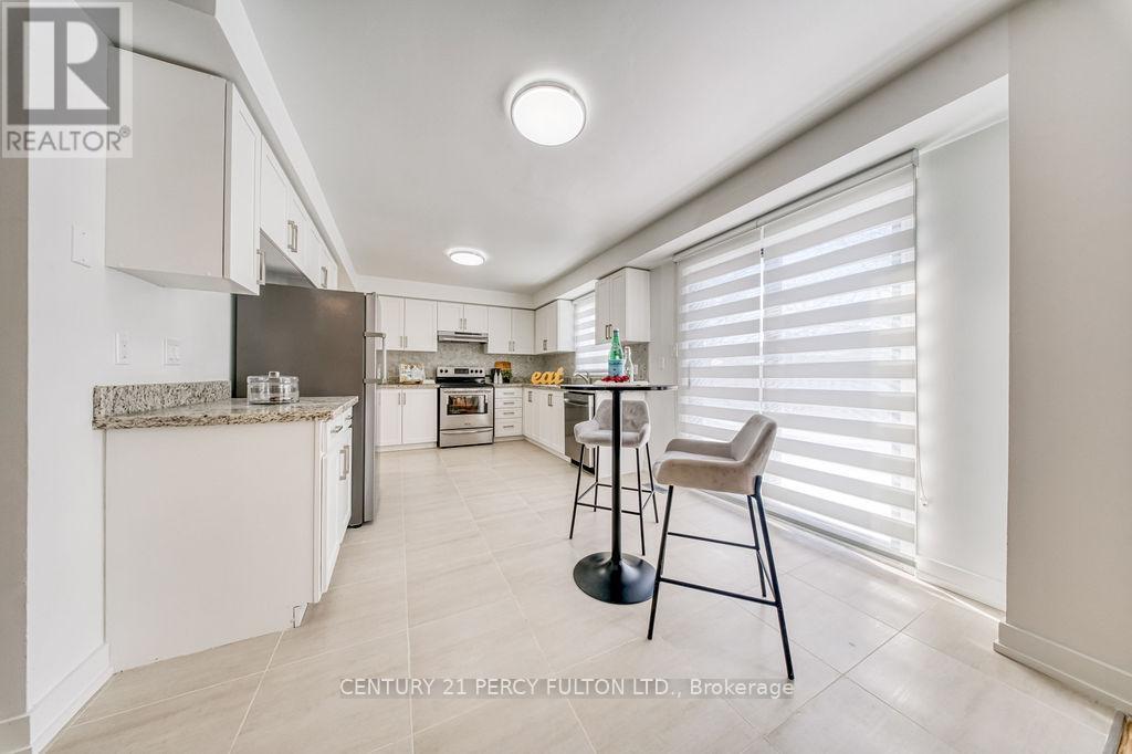 2 Littleborough Court, Toronto, Ontario  M1C 4S6 - Photo 11 - E12776632