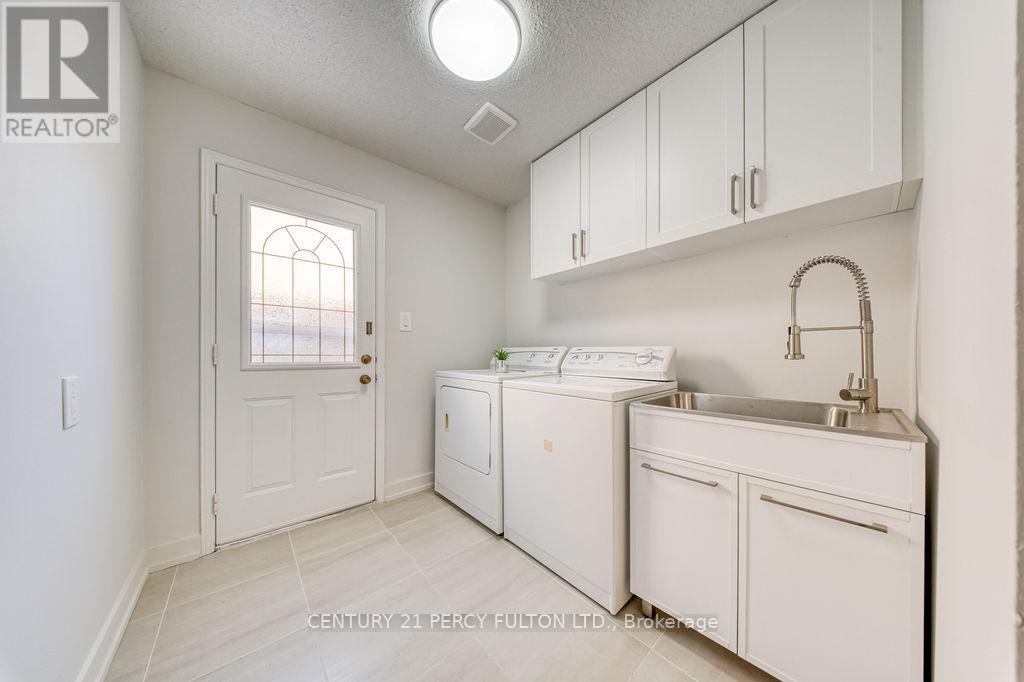 2 Littleborough Court, Toronto, Ontario  M1C 4S6 - Photo 16 - E12776632