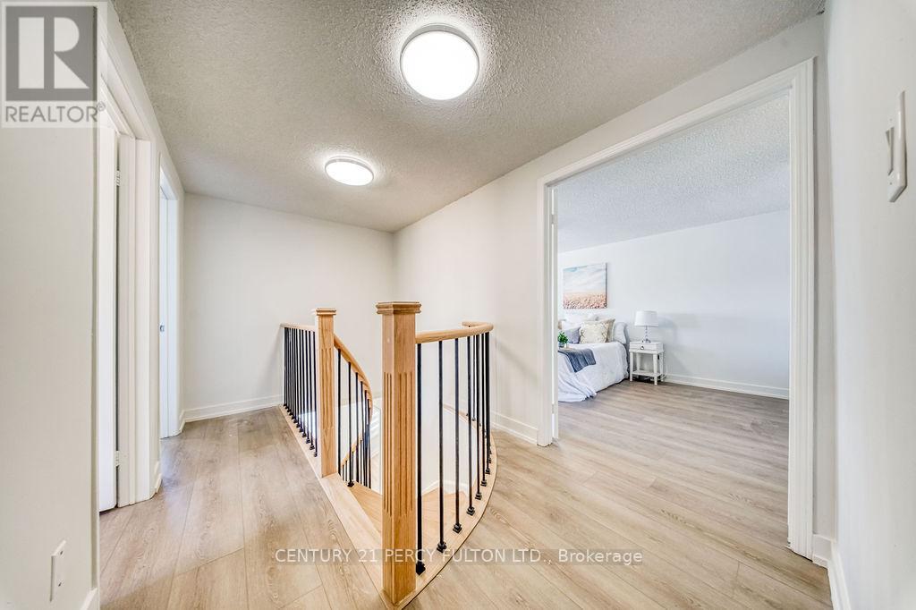 2 Littleborough Court, Toronto, Ontario  M1C 4S6 - Photo 17 - E12776632