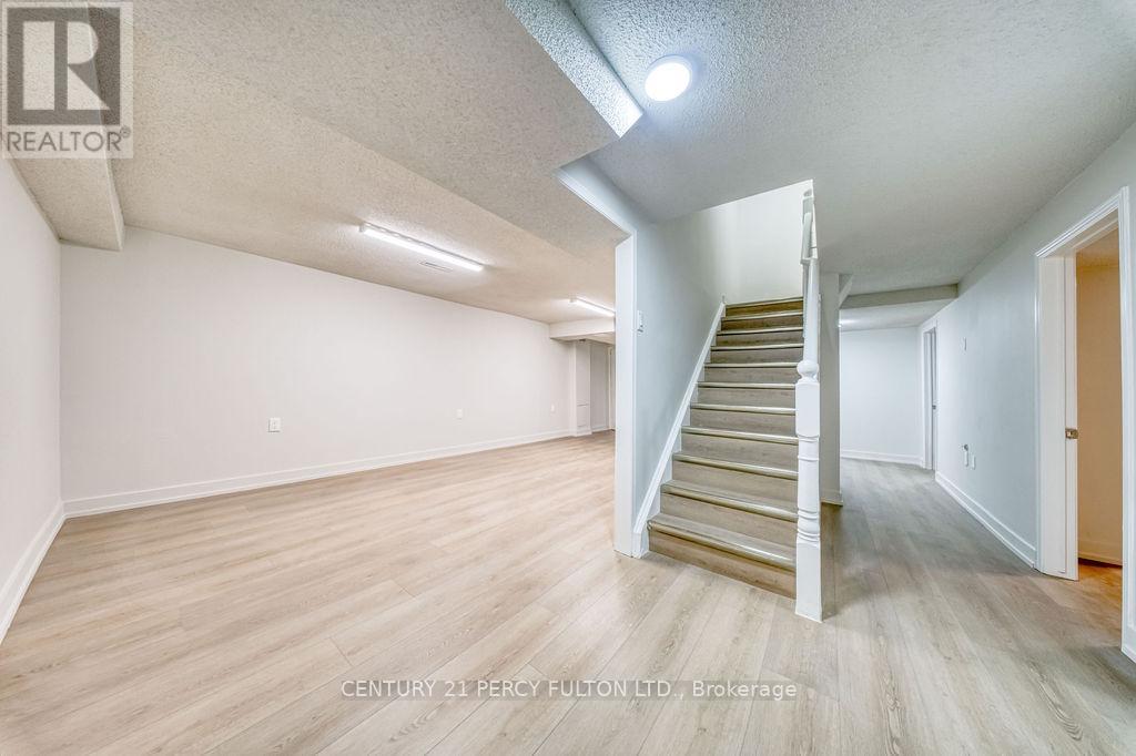 2 Littleborough Court, Toronto, Ontario  M1C 4S6 - Photo 27 - E12776632