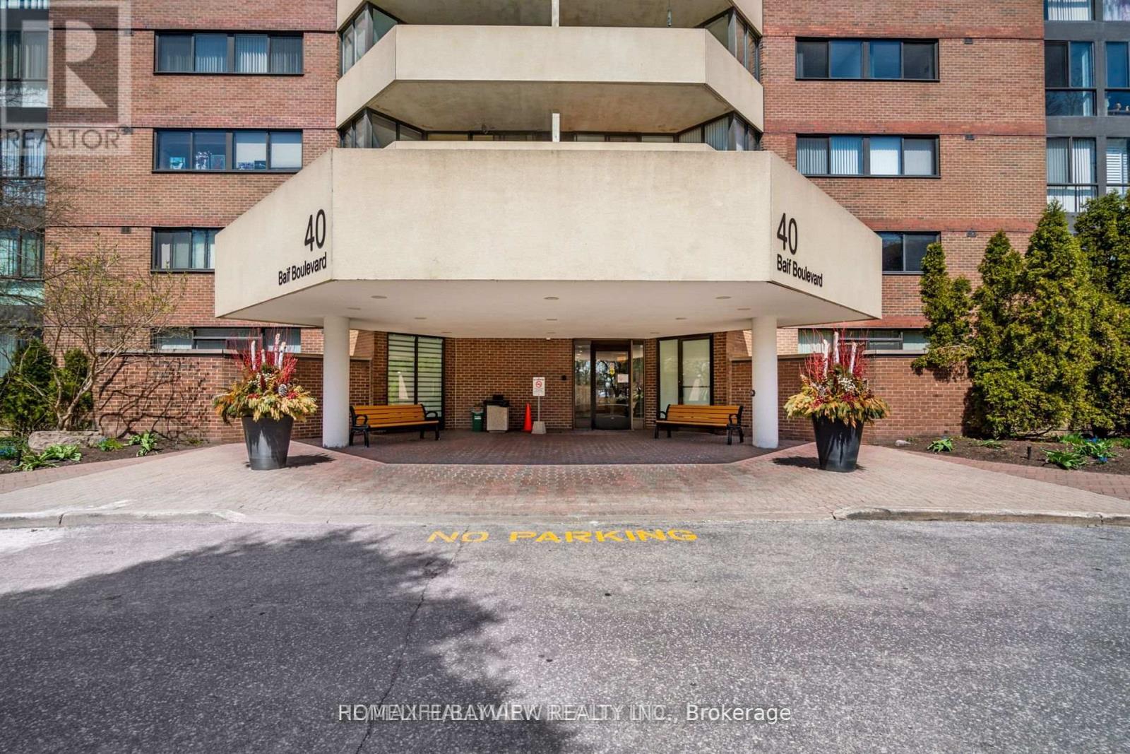 406 - 40 Baif Boulevard, Richmond Hill, Ontario  L4C 5M9 - Photo 6 - N12776618