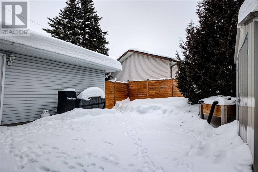 64 N Prevost Street, Azilda, Ontario  P0M 1B0 - Photo 21 - 2126360