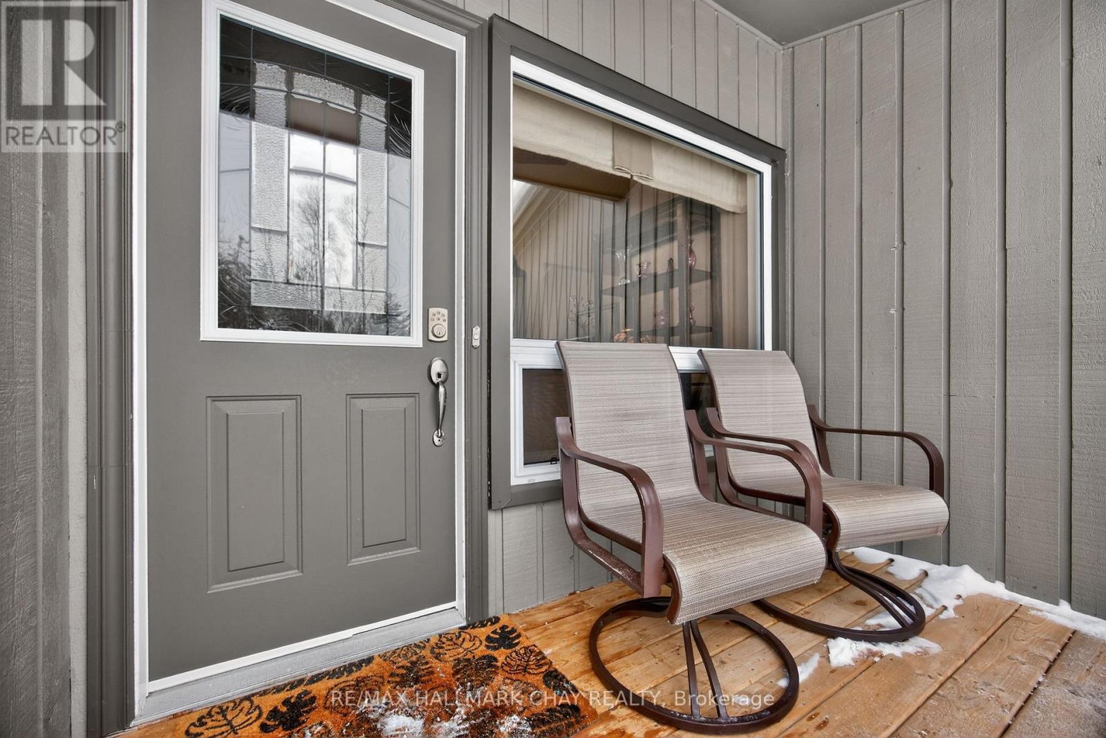 1075 6 Line S, Oro-Medonte, Ontario  L0L 2E0 - Photo 4 - S12776620