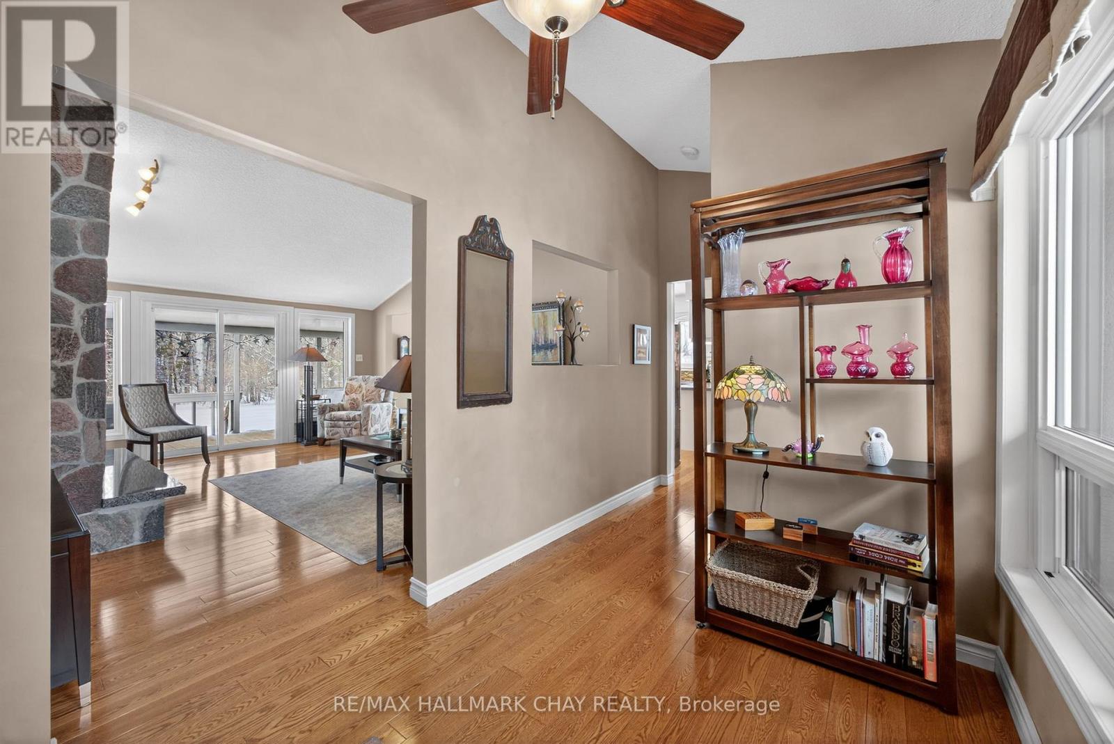 1075 6 Line S, Oro-Medonte, Ontario  L0L 2E0 - Photo 6 - S12776620