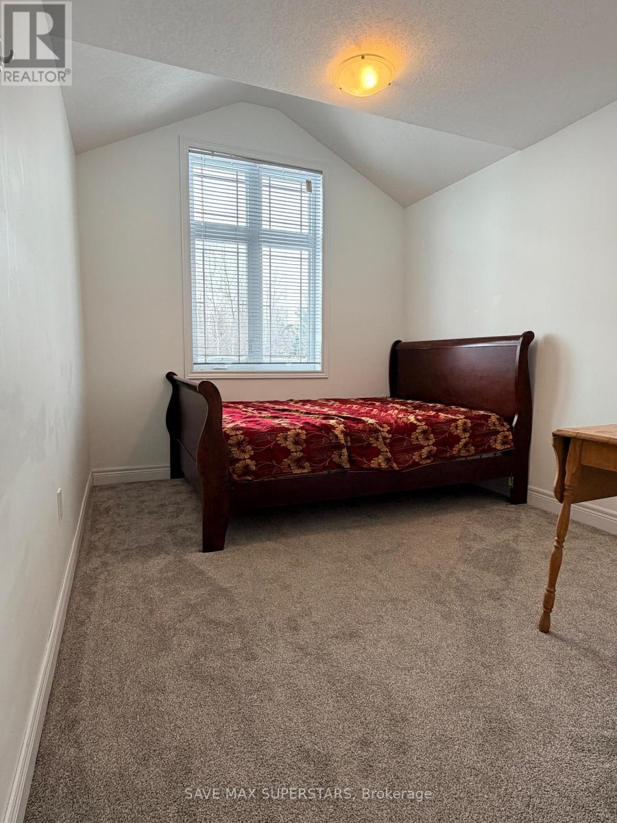 195 Collins Street, Collingwood, Ontario  L9Y 4L7 - Photo 7 - S12776634