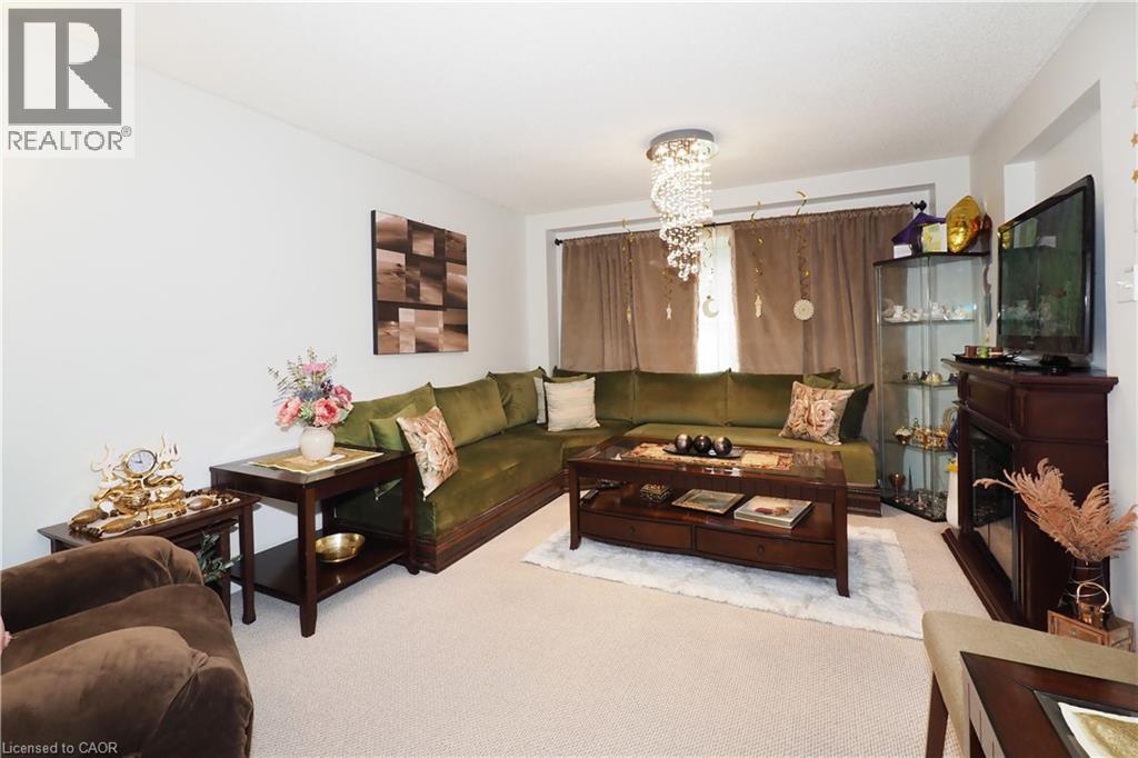 429 Exmoor Street, Waterloo, Ontario  N2K 3X5 - Photo 8 - 40804310