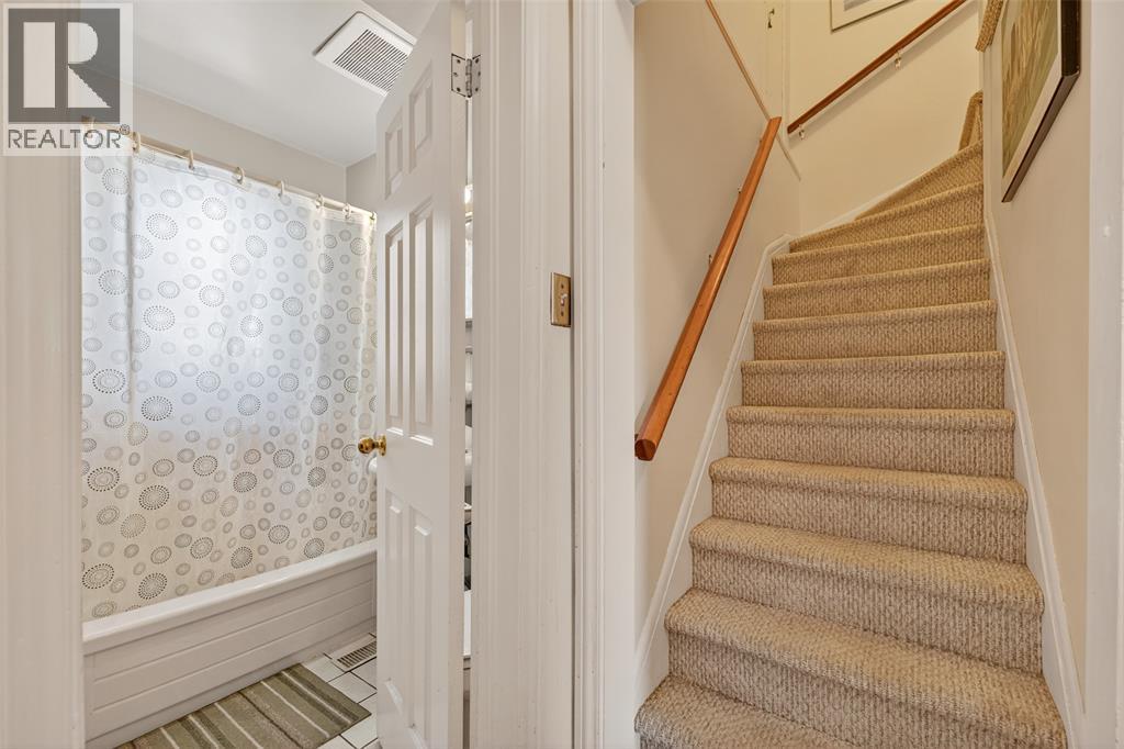 746 Oxford Street, Sarnia, Ontario  N7T 6Z9 - Photo 17 - 26002993