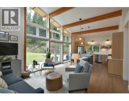 5961-5963 RIPPLE WAY, Sechelt, British Columbia