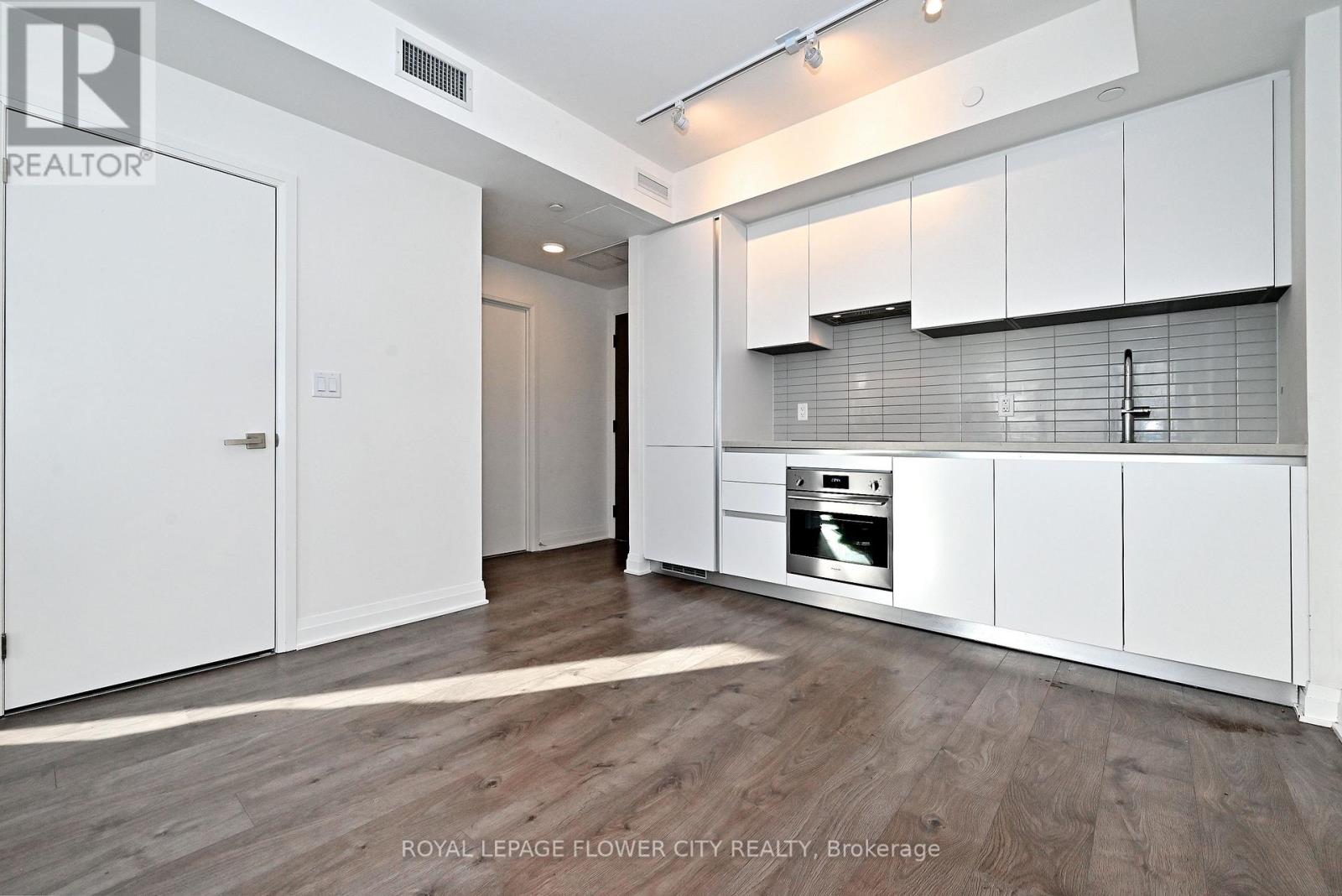 1903 - 4015 The Exchange, Mississauga, Ontario  L5B 0N9 - Photo 11 - W12776588