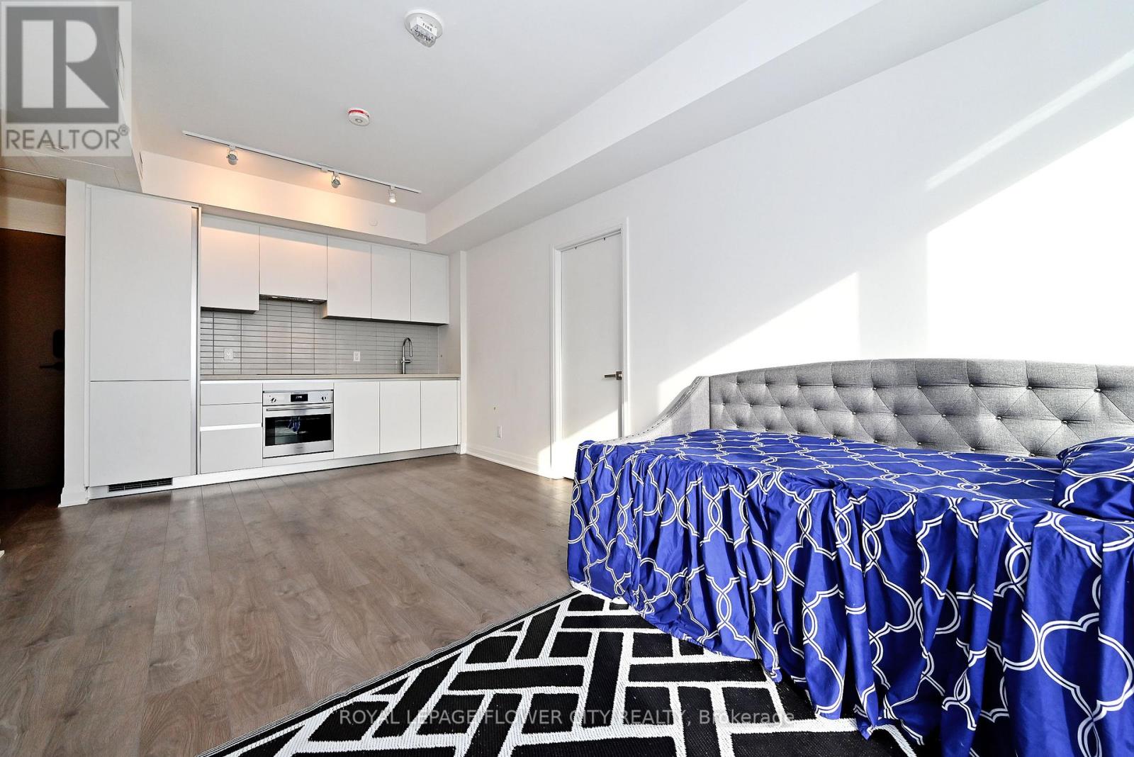 1903 - 4015 The Exchange, Mississauga, Ontario  L5B 0N9 - Photo 18 - W12776588