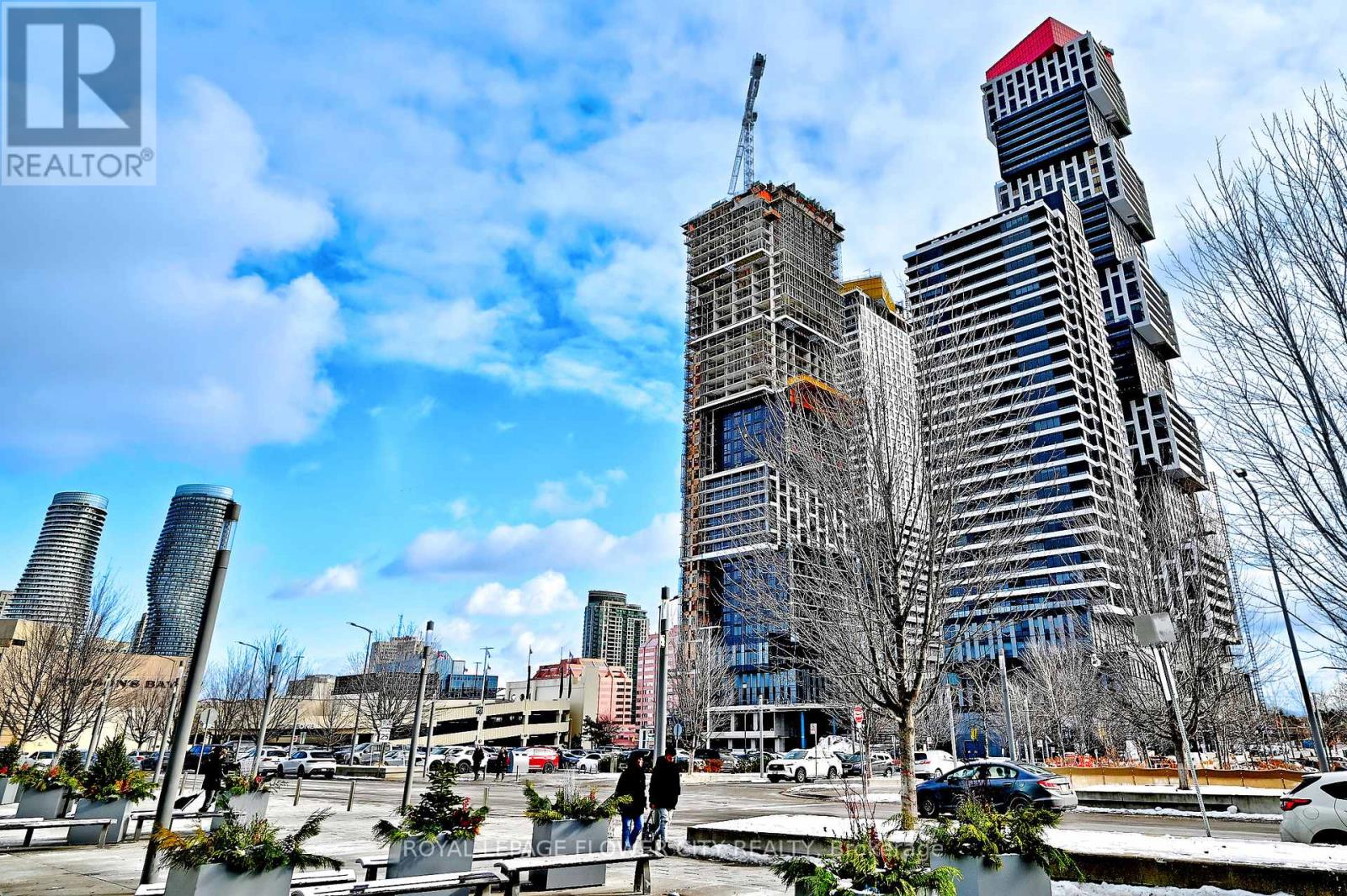 1903 - 4015 The Exchange, Mississauga, Ontario  L5B 0N9 - Photo 4 - W12776588