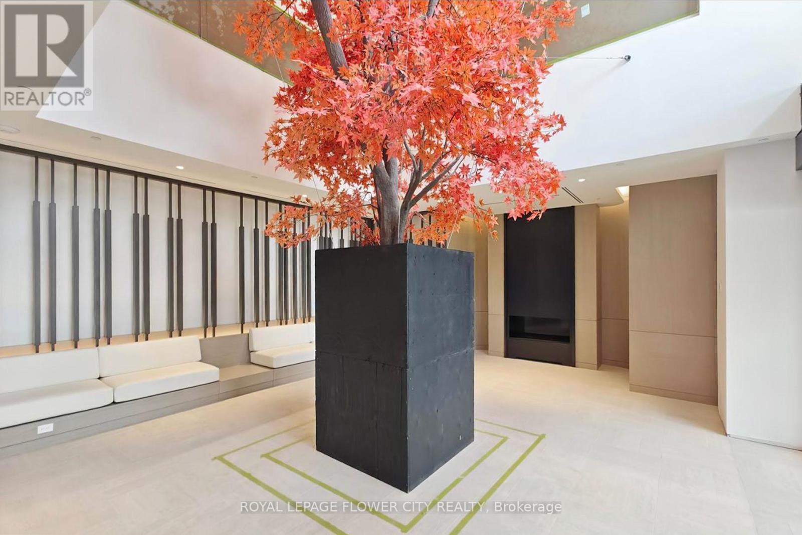 1903 - 4015 The Exchange, Mississauga, Ontario  L5B 0N9 - Photo 7 - W12776588