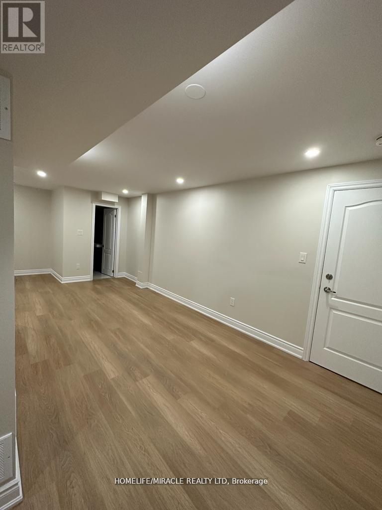 Bsmt - 8 Buttonwood Road, Brampton, Ontario  L6P 4J9 - Photo 2 - W12776598