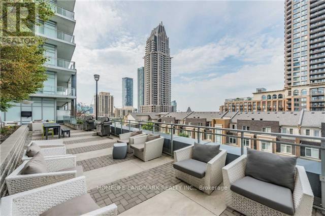 1702 - 360 Square One Drive, Mississauga, Ontario  L5B 0G7 - Photo 11 - W12776658