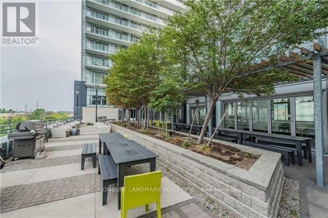 1702 - 360 Square One Drive, Mississauga, Ontario  L5B 0G7 - Photo 14 - W12776658