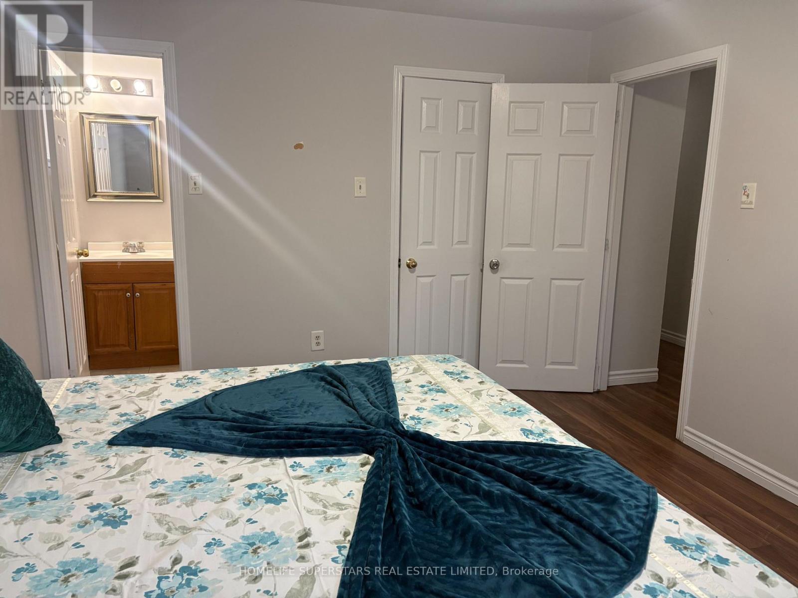 3670 Crabtree Crescent, Mississauga, Ontario  L4T 1S6 - Photo 12 - W12776668